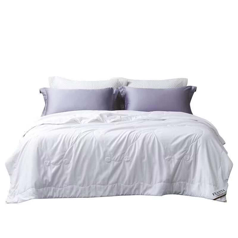 Fuanna All-Season Tussah Silk Quilt