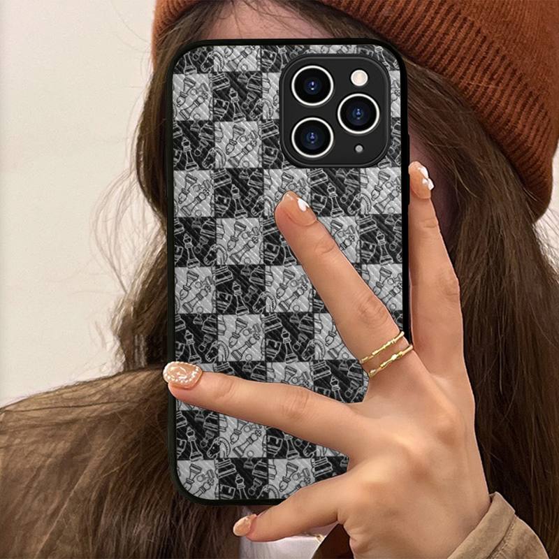 Chess Board Pieces Phone Case Hard Leather Case for iPhone 11 12 13 Mini Pro Max 8 7 Plus SE 2020 X XR XS Coque