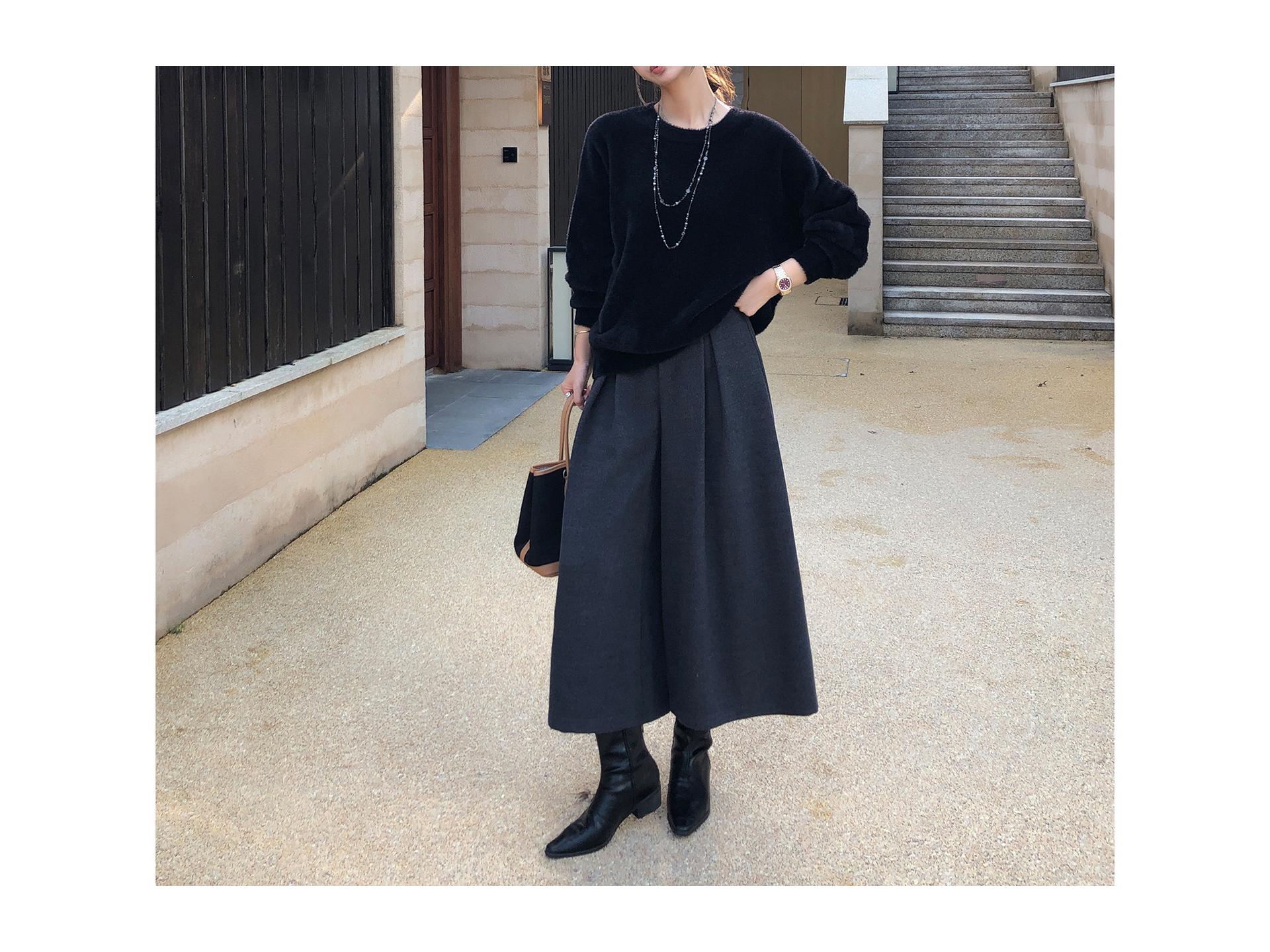 

Pre-sale Women s Dark Gray Wool High-Waisted Wide-Leg Pants – Loose, Slimming, Casual Straight Skirt Style Medium темно-серого