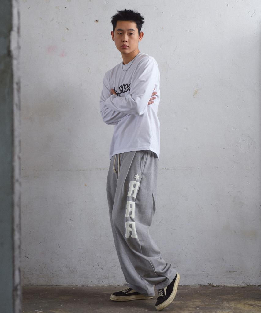 AMOU Rrr One Tuck Sweat Pants Gray