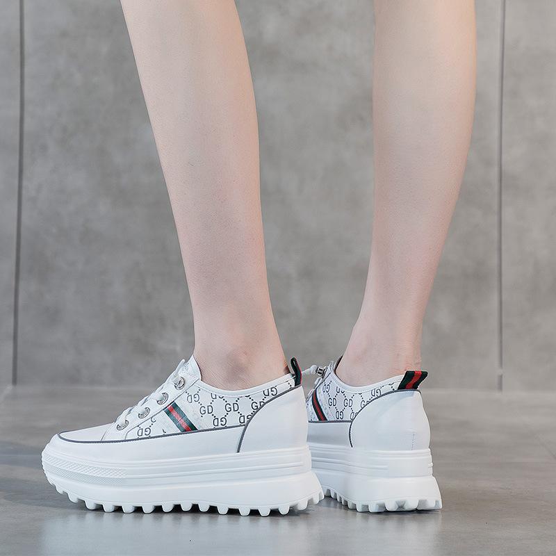 Platform white shoes women's 2025 spring and summer new breathable versatile low-top shoes casual inner height increase lace-up shoes women's shoes