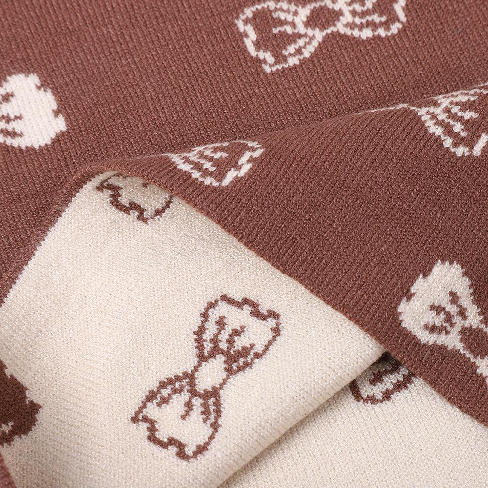 Knitted Jacquard Wool Face Mask: Warm, Versatile Neck Protector and Scarf for Autumn/Winter, Dustproof and Windproof for Outdoor Cycling.