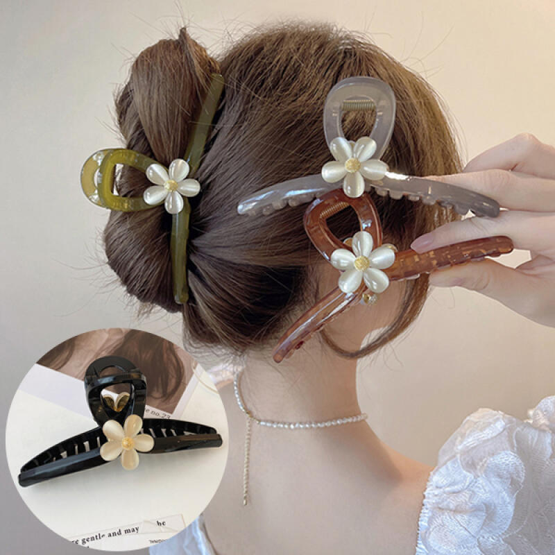 Gracie Youngrong Flower Point Hair Clip black