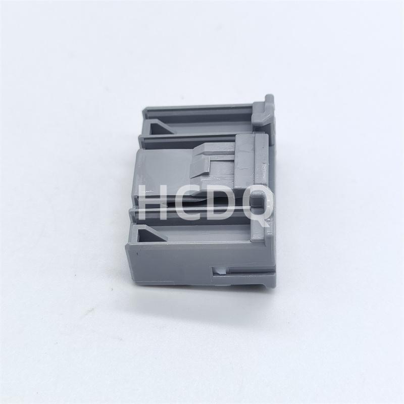 10 PCS Supply 1379668-2 original and genuine automobile harness connector Housing parts