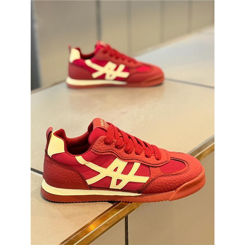 Spring new daily simple board shoes soft sole single shoes light leather surface light Forrest Gump shoes