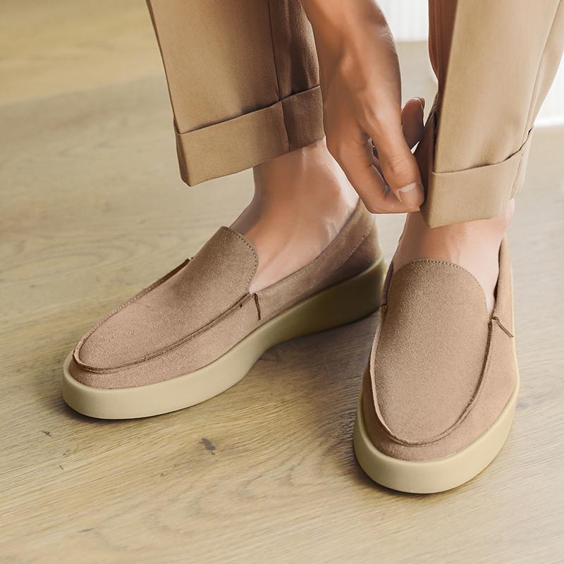 Fashion Comfortable Boat Shoe Moccasins New Loafers Men Casual Shoes Suede Lazy Shoes Male Breathable Slip-on Mens Driving Flat Shoes