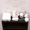 1/12 Dollhouse Mini Simulation Kt Cat Toiletries Cosmetics Kit Dollhouse Bathroom Decor Micro Scene Construction Props Kid Toy