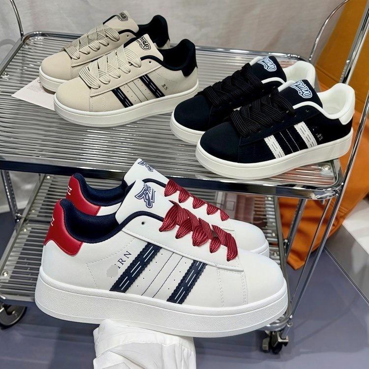 Light and casual autumn new platform sports board shoes flat couple bread shoes