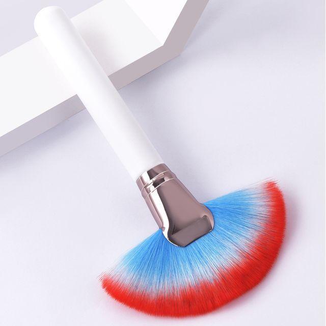 

Stroke of Beauty - Makeup Brush T01516 - Blush Brush - White