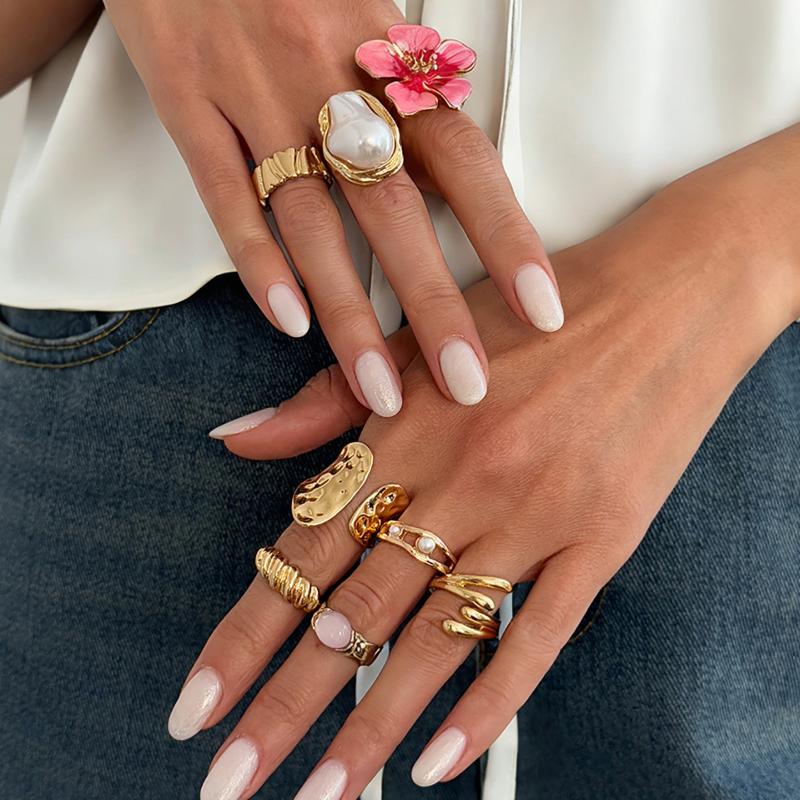 Vintage Flower Pearl Gold Plated Adjustable Ring Set for Women Open Finger Elegant Design for Gifts and Special Occasions