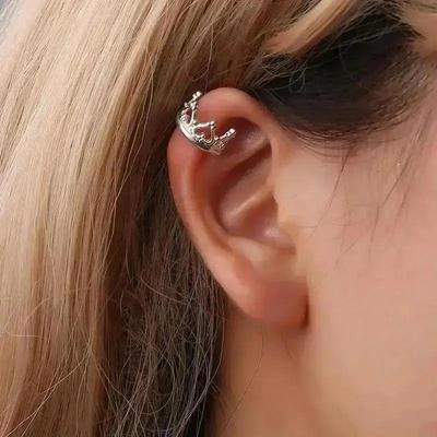 1 Pcs No Ear Hole Female Ear Jewelry Crown U-shaped Earclip Heart Shaped Hollow Retro Earrings Simple Ear Buckle Wholesale