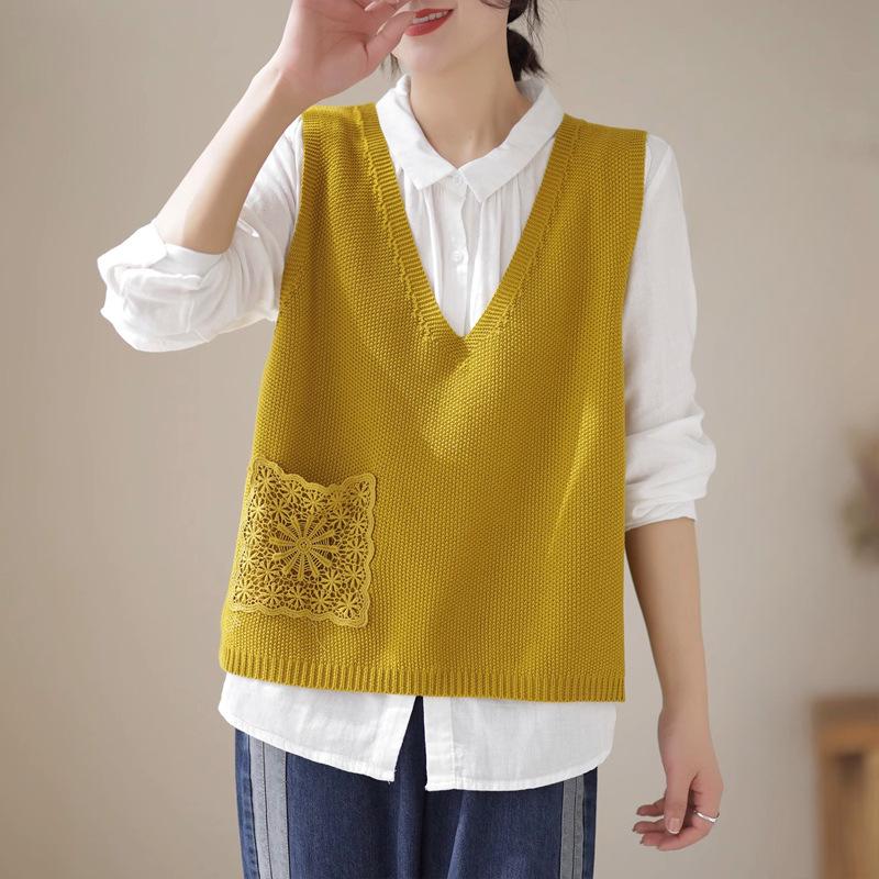 Literary Style Lace Applique Crew Neck Knit Vest Women's Spring Solid Color Casual Sleeveless Top