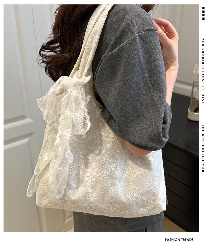 2025 summer new small fresh chiffon small flower shoulder bag lace embroidered canvas bag portable underarm tote bag
