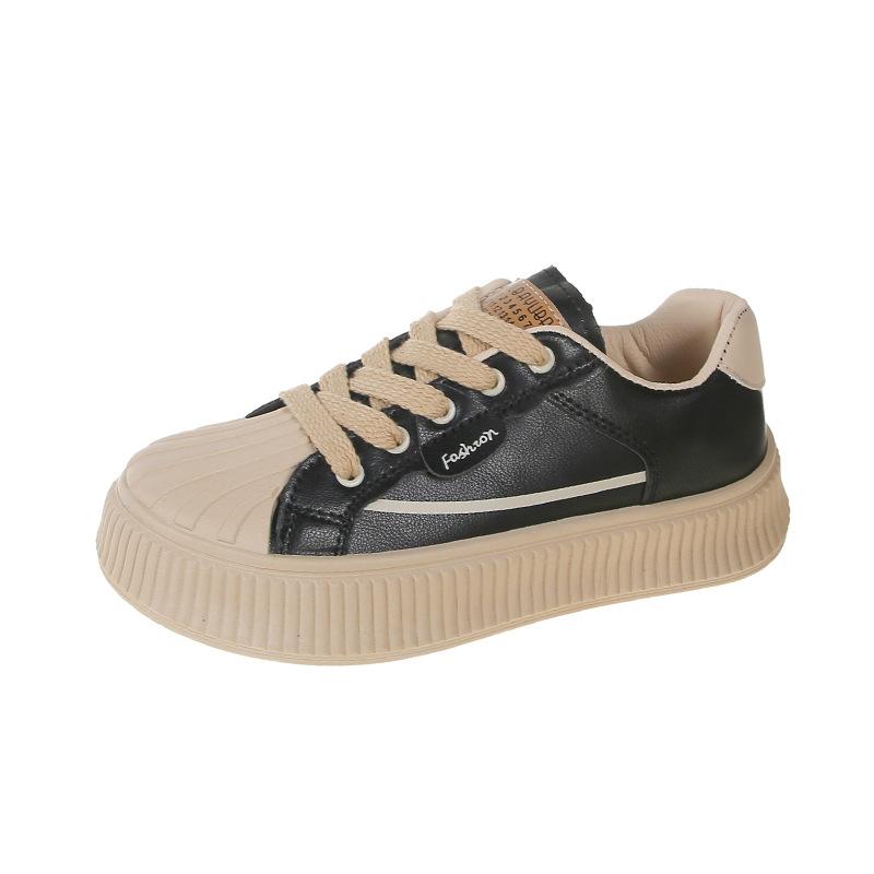 Shell head board shoes women's new spring and summer 2025 flat-bottomed biscuit shoes trend black and white soft-soled white shoes women's