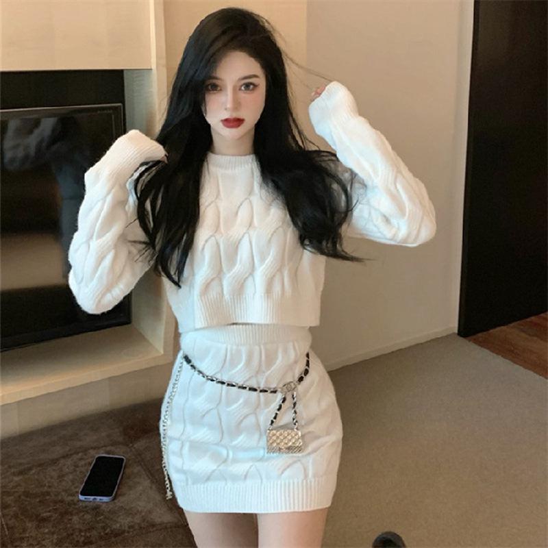 

2024 Cable Knit Sweater & Bodycon Mini Skirt Set - Women s Slim Fit, Long Sleeve, High Waist, Lazy Style, Thickened Two-Piece. One Size білий