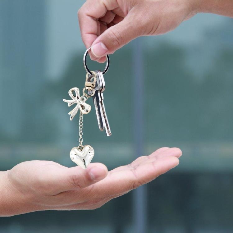 Pearls Bows Keychain Bag Charms Car Keyrings Bag Charms Accessories for Purse Backpack Decorations Valentines Day Gifts