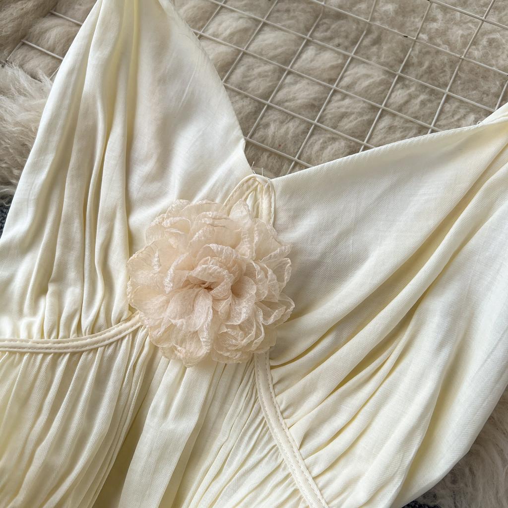 Summer Women's Floral Halter Waist-slimming Vacation Dresses