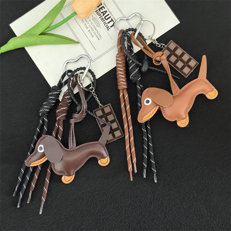 Dachshund Keychain Leather Strap Design Ins Car Keyring Bag Pendant Femme Handbag Ornament
