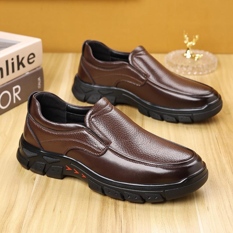 Business Leather Shoes Men's Spring New One-pedal Casual Men's Shoes Light, Breathable and Non-slip Medium and Old Dad Shoes