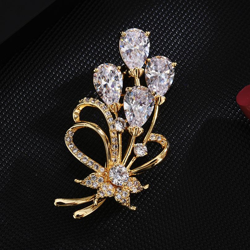 Zircon flower brooch, simple and fashionable brooch, clothing accessory, flower brooch, 2026 summer badge золотой