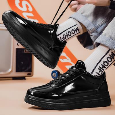 Glänzende, trendige, personalisierte Low-Top-Board-Schuhe, neue Übergröße mit dicker Sohle, verschleißfest, Jugend-Sport- und Freizeitschuhe für Herren im Herbst und Winter