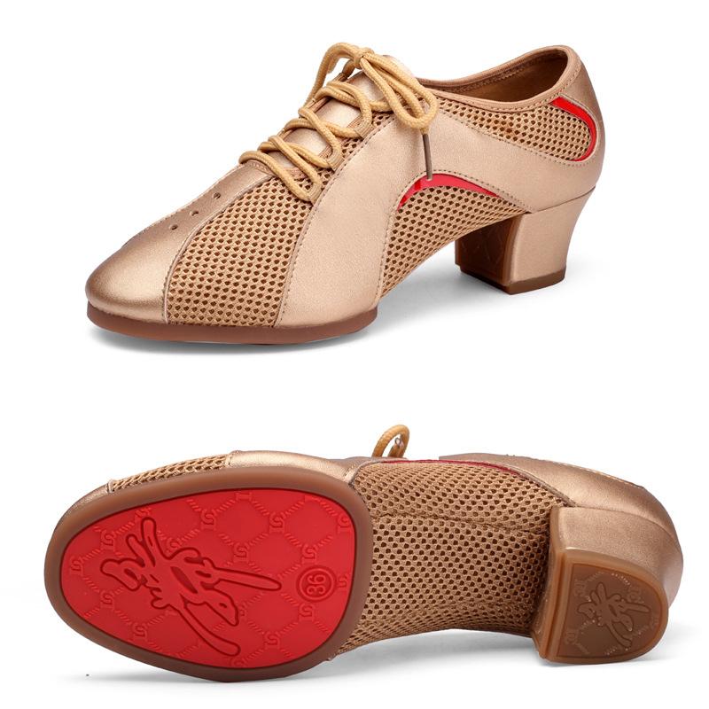 

Обувь для латинских танцев для женщин и взрослых, средний каблук, мягкая подошва, дышащая сетчатая обувь для бальных танцев Cha Cha 41 коричневый