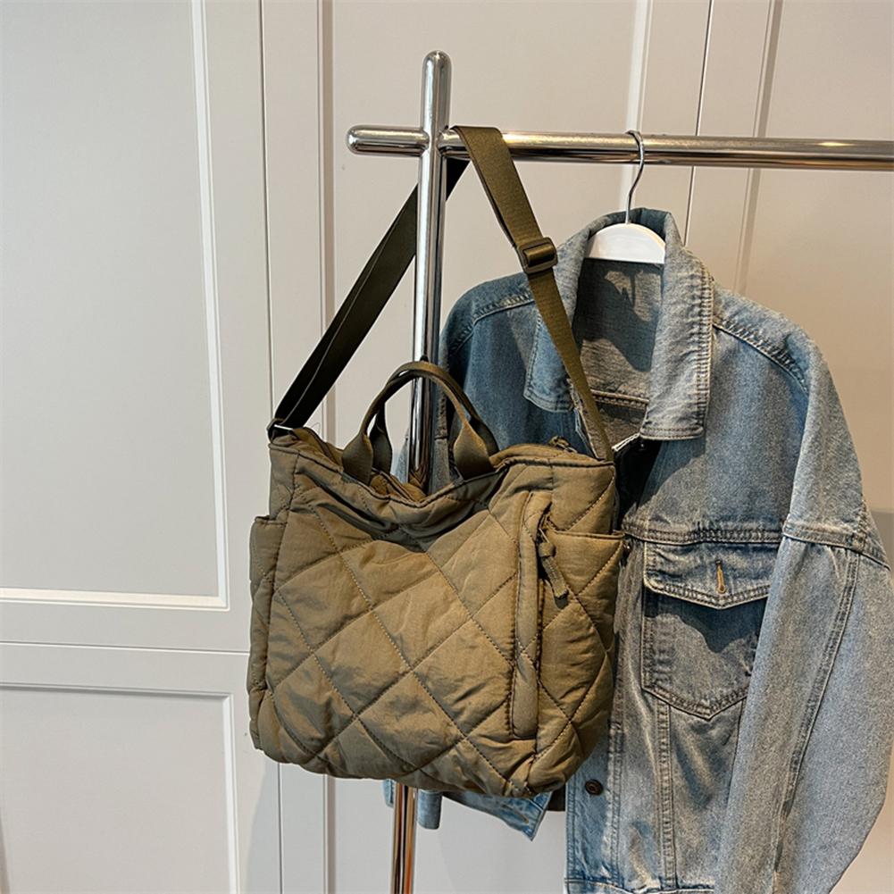 Autumn Winter Top-handle Bag Large Capacity Quilted Messenger Bag Rhombic Lattice Solid Color Casual Fashion for Street Shopping зелёный 4700₽