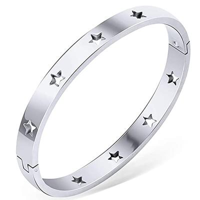 Nuovo Bracciale Europeo e Americano Ins Personalizzato Stella a Cinque Punte Vuoto Semplice Fibbia Acciaio al Titanio