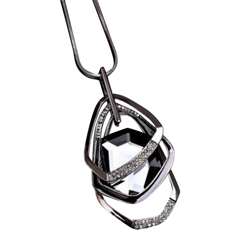 Women's Fashion High-grade Sense Of Light Luxury Long Necklace Personality Necklace