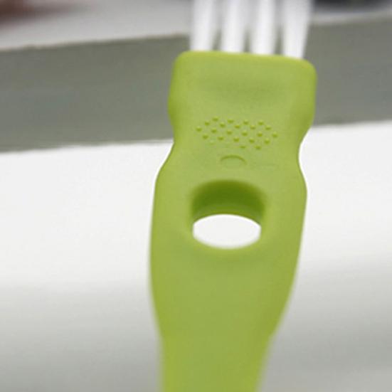 Portable Mini Brush Keyboard Desk Top Bookcase Dust Remove Broom Cleaning Tool