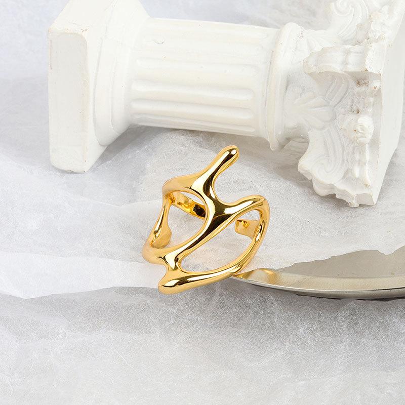 Vintage Metal Irregular Hollow Wide Rings For Women Minimalist Gold Color Texture Geometric Curved Smooth Rings Jewelry Gifts