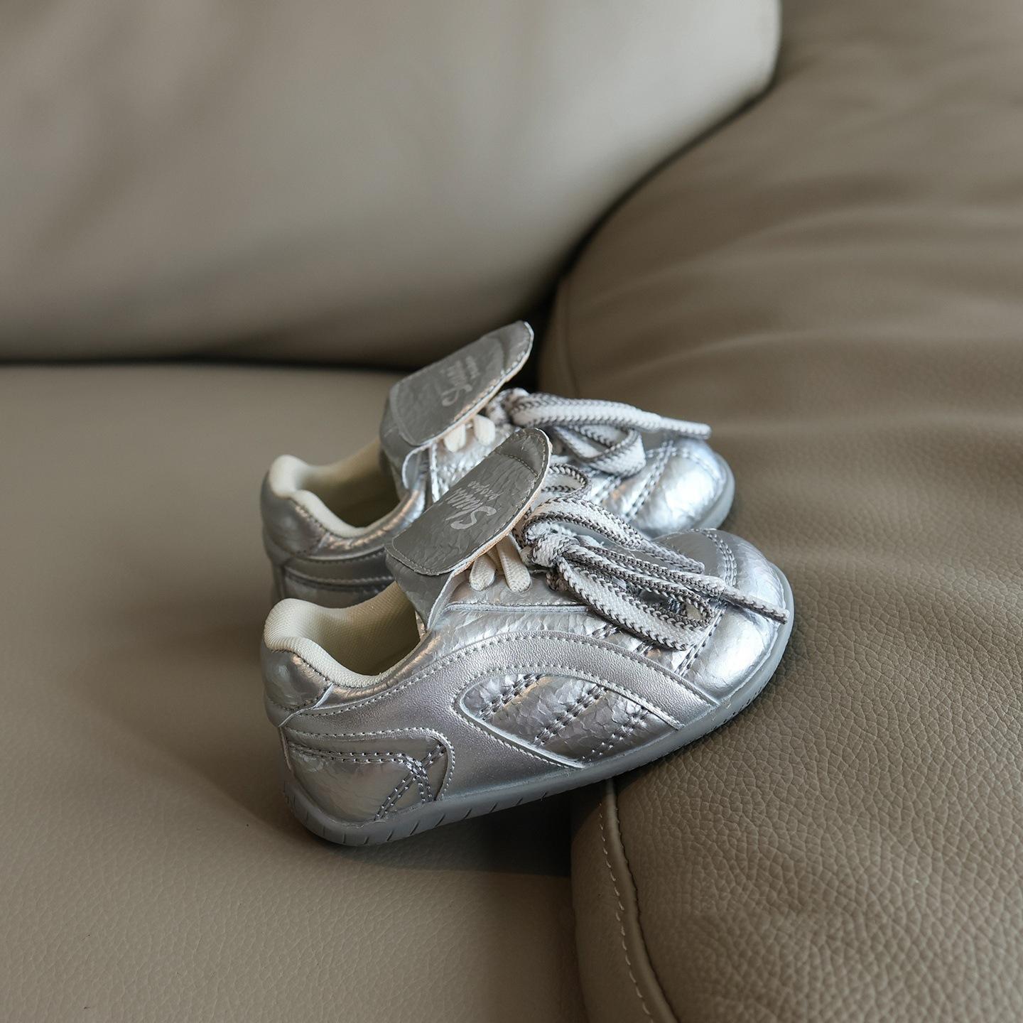 New autumn baby walking shoes, soft-soled girls white shoes, children s German training shoes, boys sneakers, casual shoes 15 серебряный