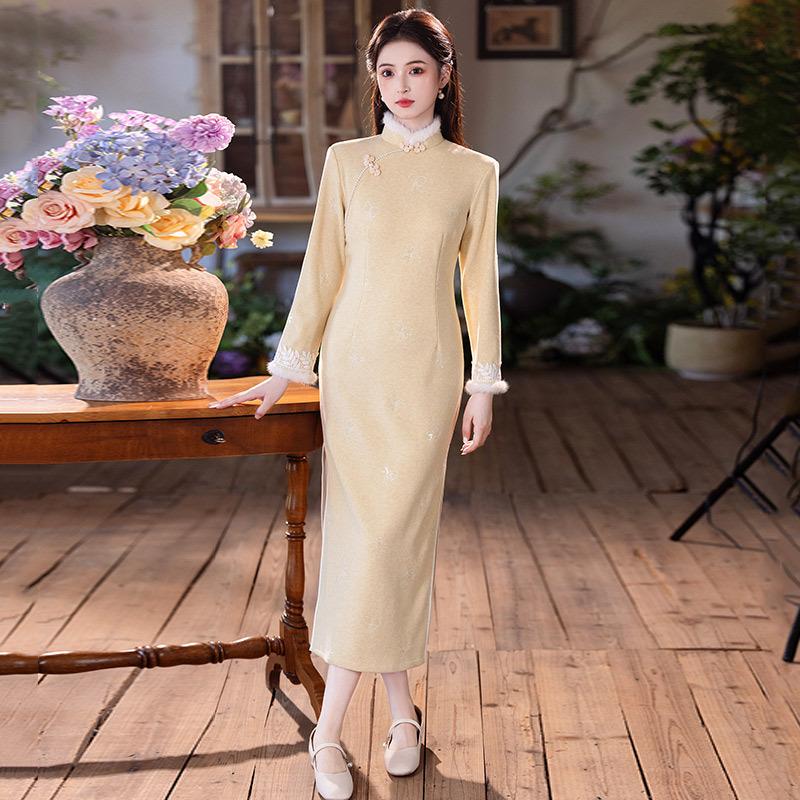 Yellow velvet winter clothing national style new Chinese long-sleeved cheongsam winter thick improved young women s high sense S