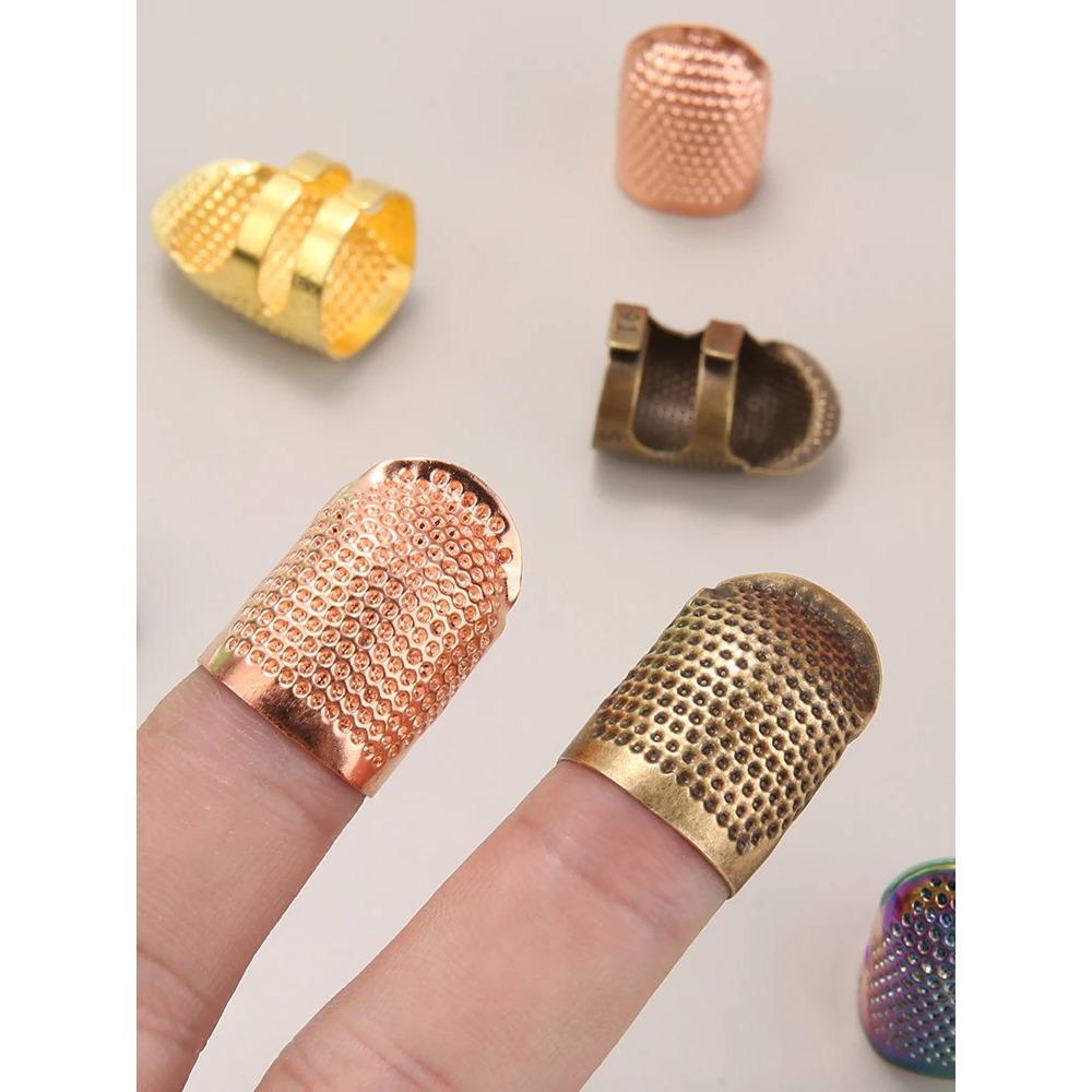 Ein großer und ein kleiner verstellbarer Retro-Fingerhutring, handgefertigt, rutschfest, Stickerei-Gegengewicht, Nadeldrücker