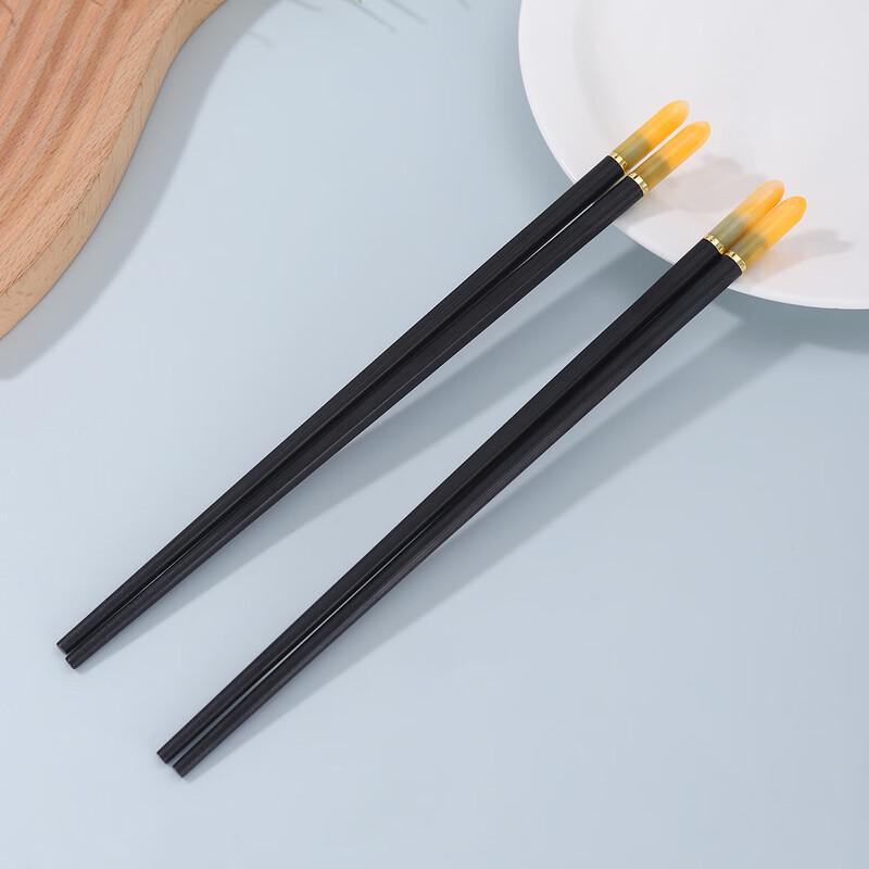 Dirien Imitation Jade Alloy Chopsticks (2 Pairs)