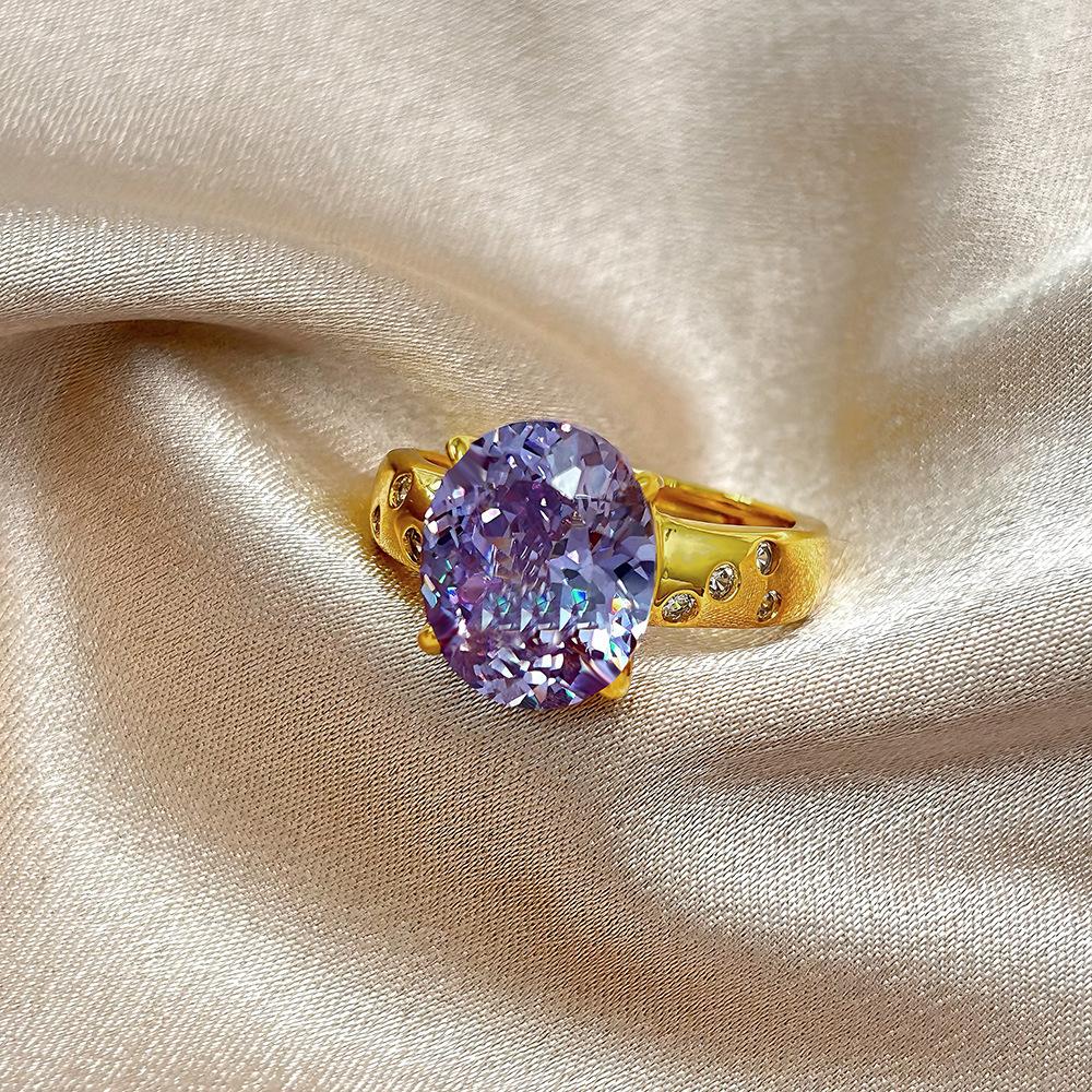 Vintage Antique Nine Purple Fire Ring Light Luxury Retro Purple Gas Donglai Pigeon Egg High Carbon Diamond Ring Female