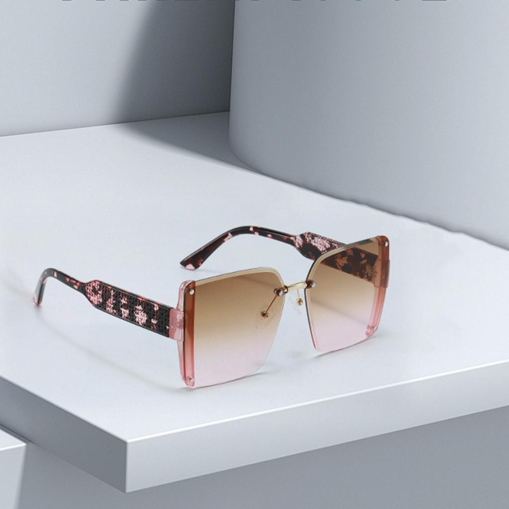 Modern Fashion Orange Grey Gradient Square Sunglasses With Orange Metal Strip Decoration Sunglasses Women  Glasses Women