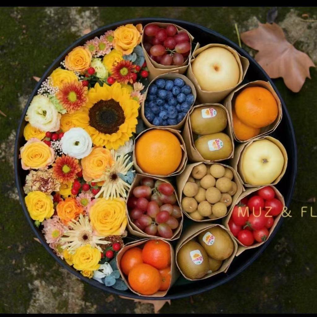 Transparent Handheld Round Flower and Fruit Gift Box Packaging