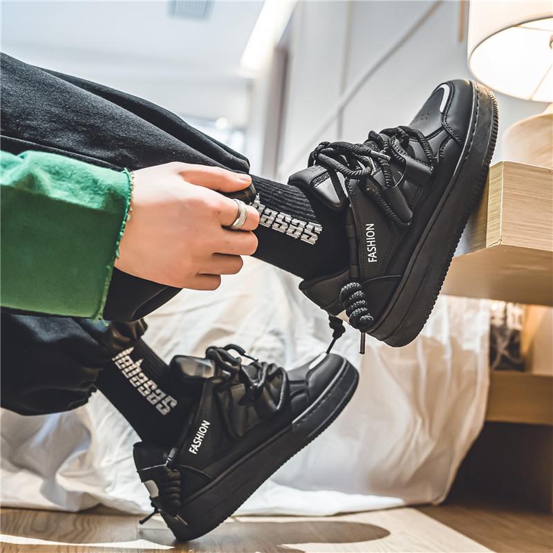 New Men's Classic Four Seasons Fashion Low Top Skateboarding Shoes Comfortable Soft Sole Sneakers
