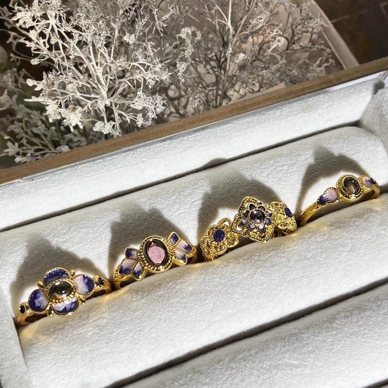 High-End Brown Colored Treasure Retro Flower Enamel Purple Dripping Oil Opening Ring Medieval French Retro Ring Woman