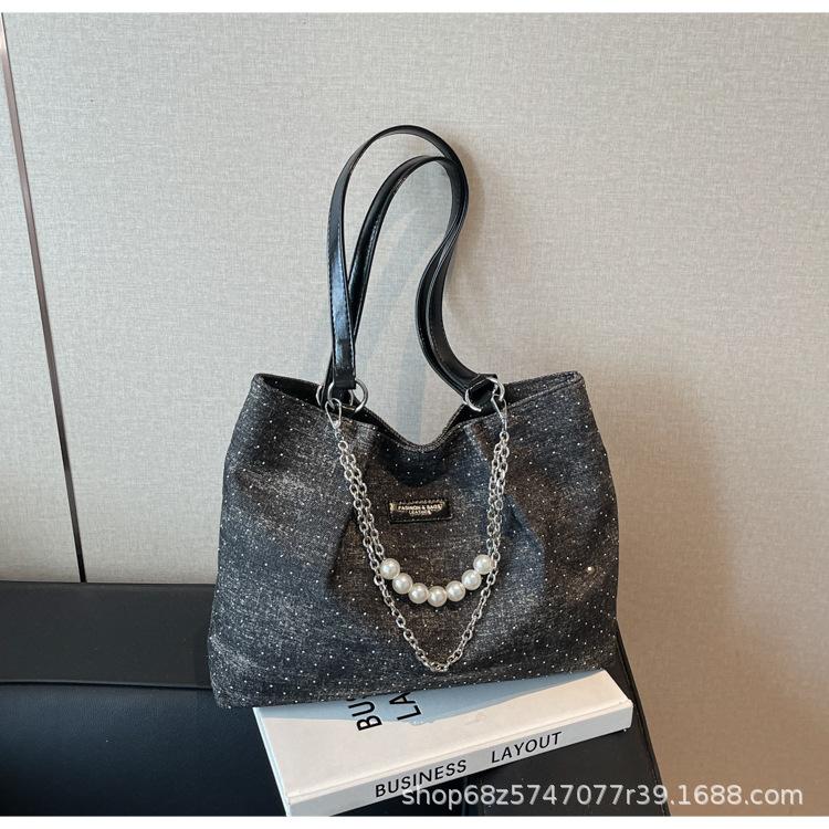 Винтажная сумка-подмышка на цепочке Женская 2025 Новая модная универсальная ручная сумка большой вместимости Сумка-подмышка из денима