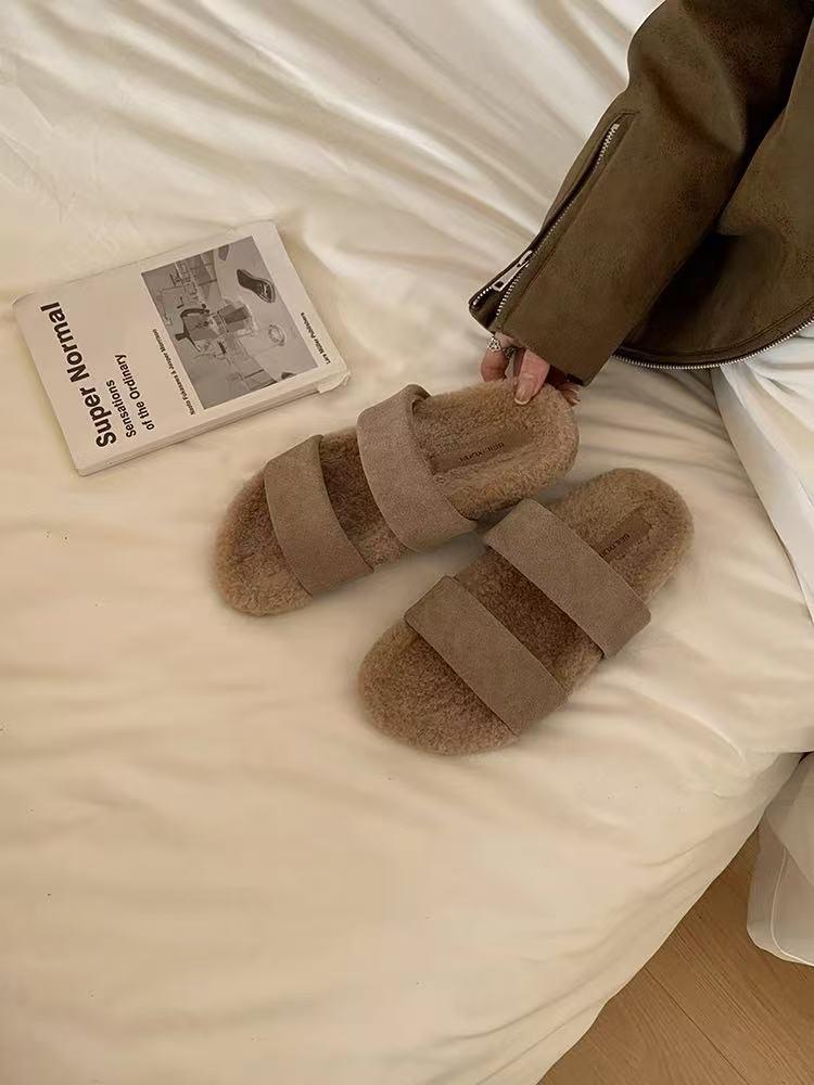 2025 Autumn and Winter Mao Mao Shoes Slippers Women's New French Style with Skirt Women's Shoes Wear One-word Thick-soled Slippers