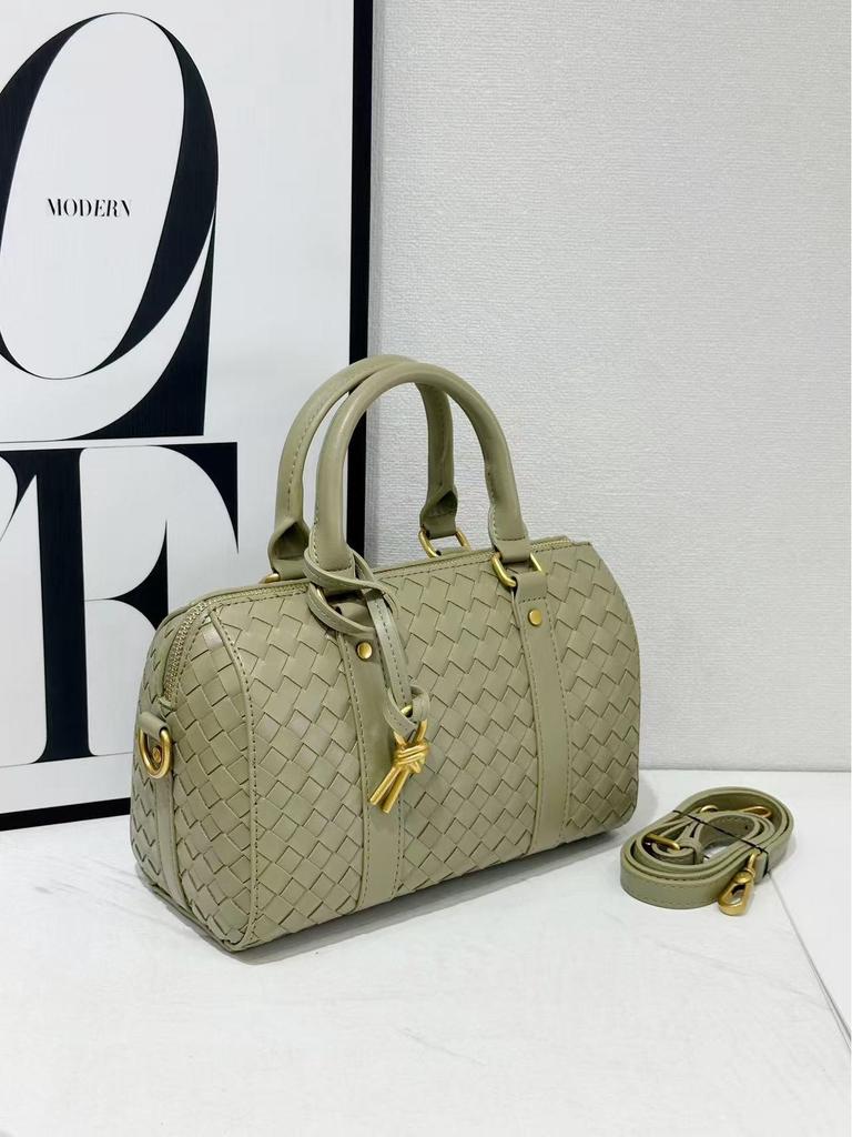 Bolsa de Mão Tecida em Couro de Vaca Diamante Outono/Inverno 2025: Bolsa Versátil para Negócios, Deslocamento, Ombro e Mensageiro