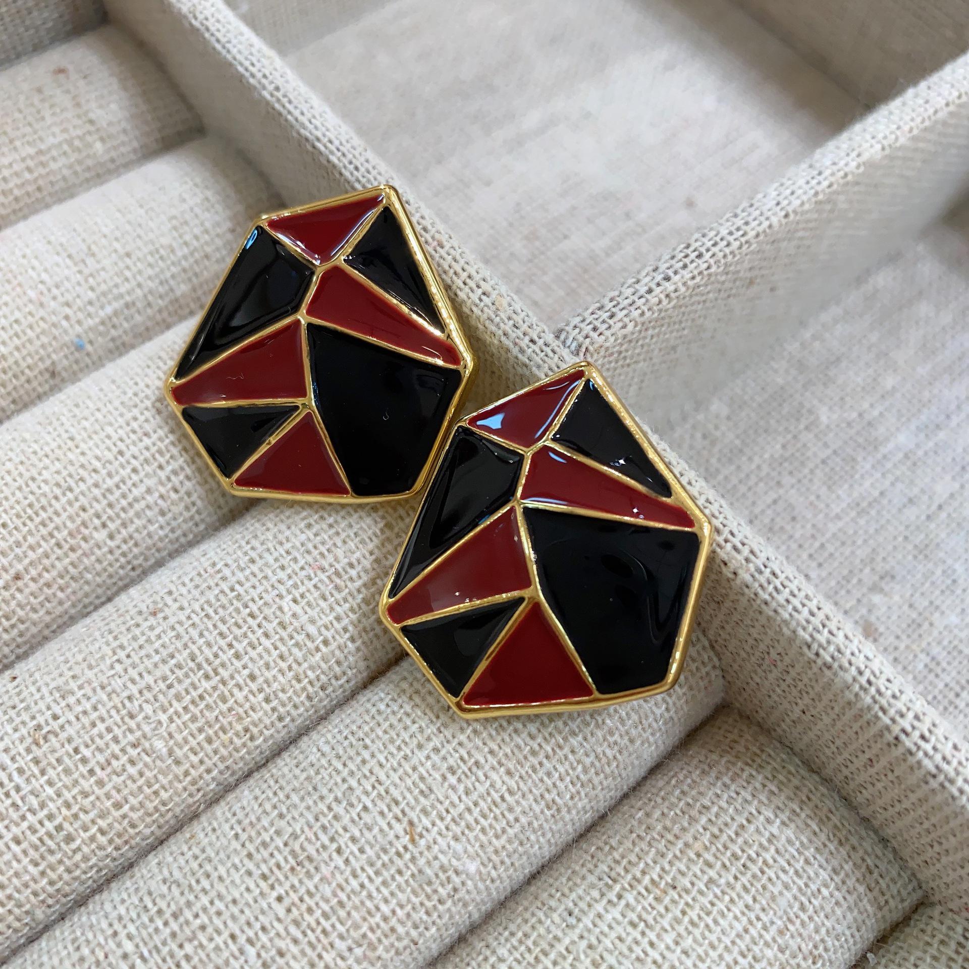 

Niche Geometric Irregular Color Block Earrings - Japanese/Korean Style