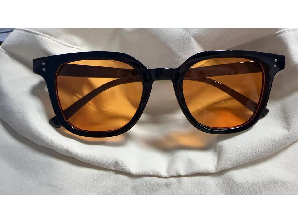 G-Family Gradient Blush Multi-Color Sunglasses with Vertical Rice Nail Design