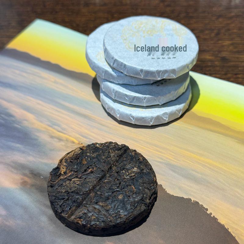 Iceland Ripe Yunnan Pu er Tea Mini Cake 8g - Aged Small Tuo Cha 500g