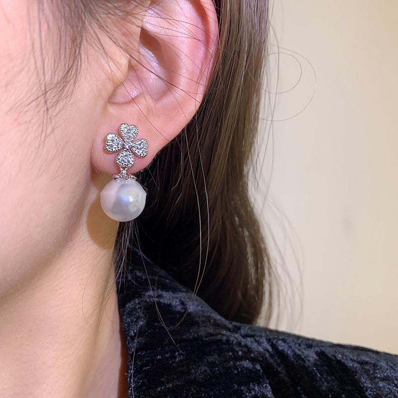 Elegant Flower Pearl Drop Earrings With Rhinestone Detailing For Women