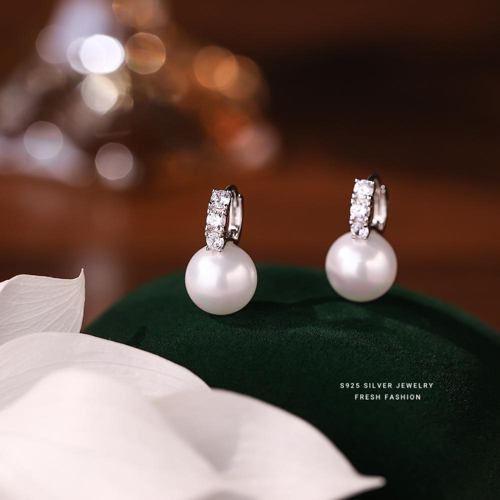 

925 Sterling Silver Inlay Zircon Shell Pearl Earrings for Women French Light Luxury Temperament Elegant Jewelry
