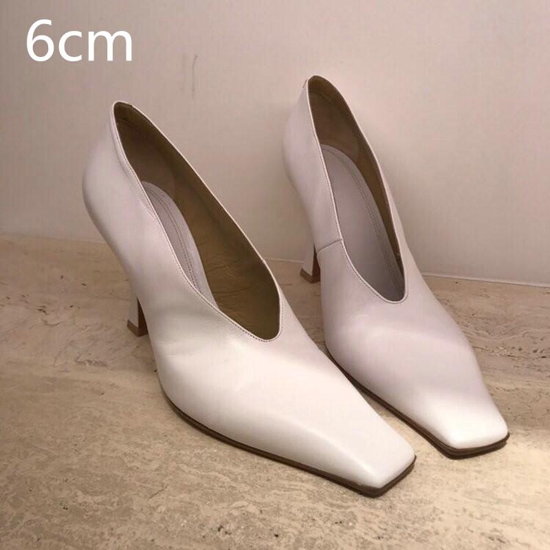 2025 Light Luxury Women'S Summer High-Heeled Single Shoes With Square Toe And V-Mouth Style, Retro Leather Witch Grandma Shoes