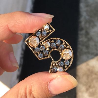 Broschen & Körperschmuck